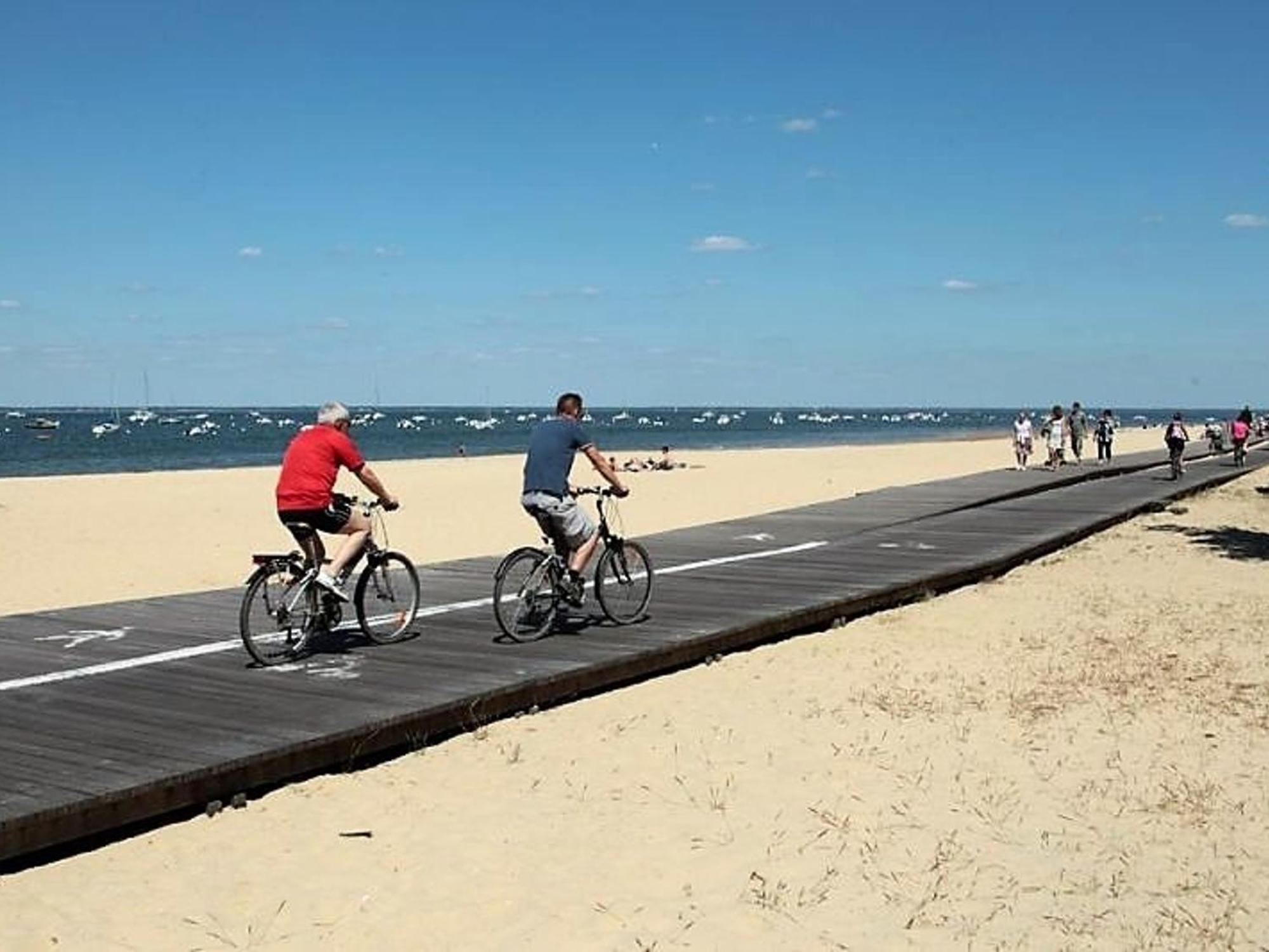 Arcachon - T2 Cabine Renove Avec Balcon Proche Plage Et Centre Ville - Fr-1-420-91 ภายนอก รูปภาพ